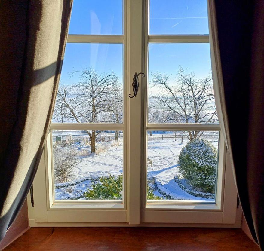 B&B Gutshaus De La Fontaine Feilsdorf Luaran gambar